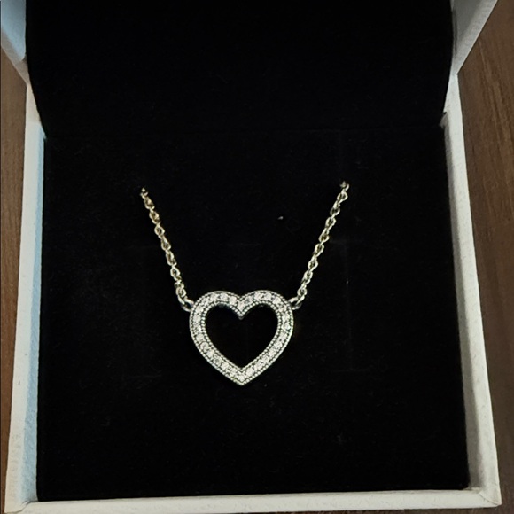 Pandora Silver Heart Pendant Necklace - Picture 4 of 4